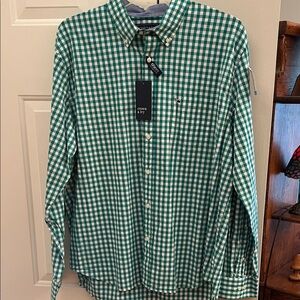 Crown & Ivy  Men's Green Plaid Shirt